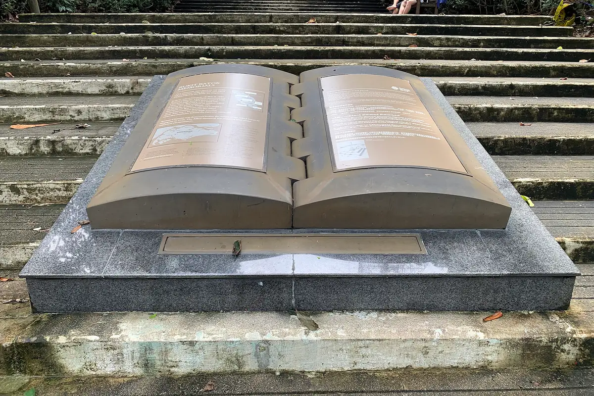 Bukit Batok Memorials, Singapore