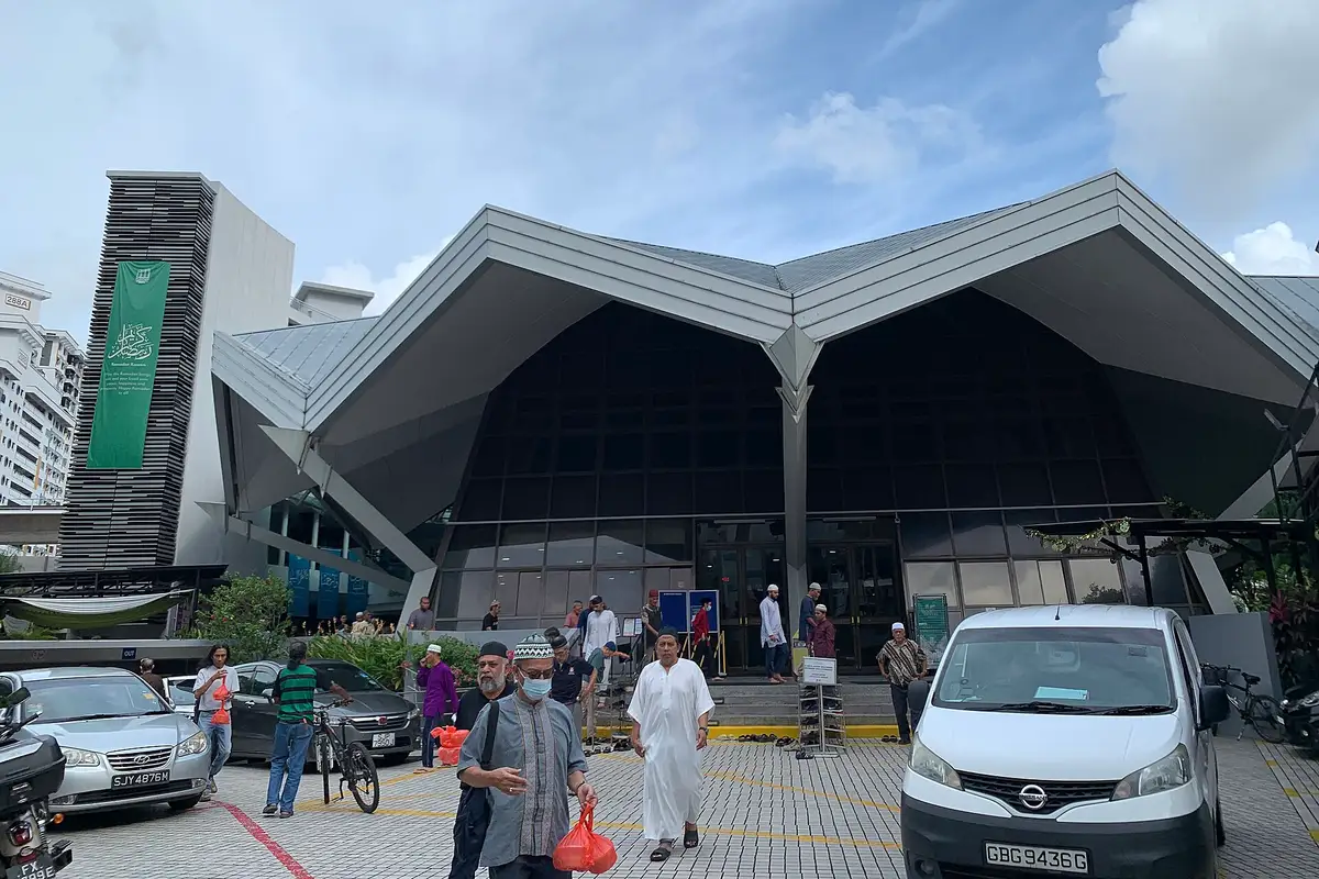 Masjid Al-Mukminin, Singapore